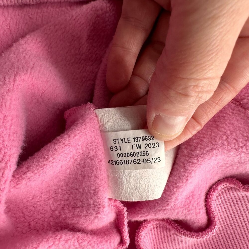 Under Armour Pink Pullover Hoodie Sweatshirt Large Barbie Athletic Logo Fleece - Picture 7 of 9